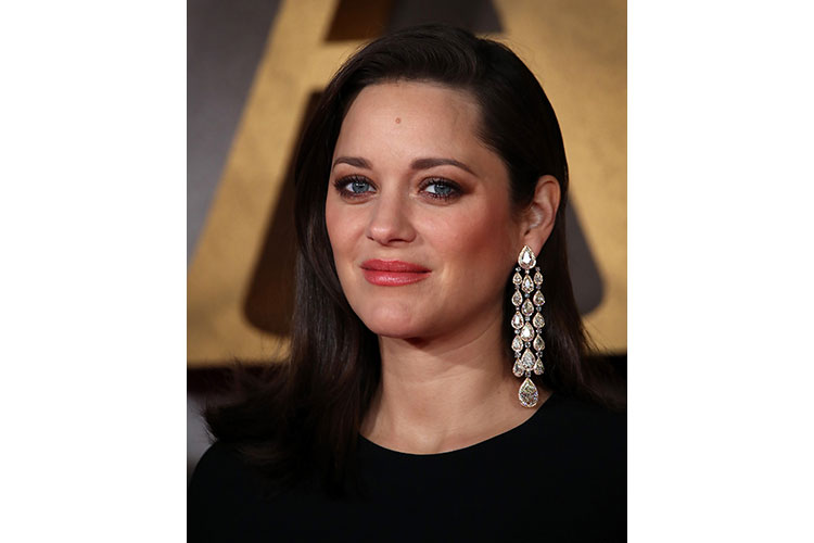 Chopard Marion Cotillard premiere di Parigi e Londra ultimo film Allied24nov16 3